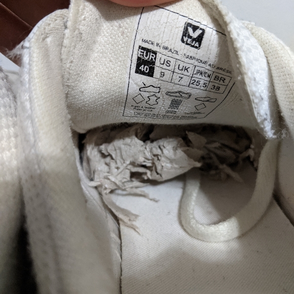 Veja V 12 Mesh & Leather Low-Top Sneakers 40 - Picture 4 of 9